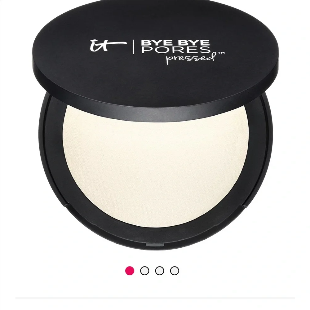 IT COSMETICS Bye Bye Pores Pressed Translucent Powder 0.31oz $32 NIB